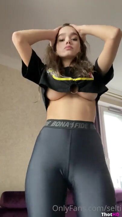 Seltin Sweety tight spandex stripping