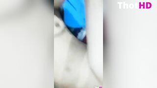 Maryuofficial fingering her pink cunt leak