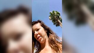 Alexis Fawx Leaked OnlyFans Masturbating Outdoor Video