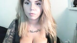 Dilyla Bloom OnlyFans Masturbating Video