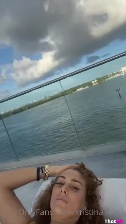 Kristina Santa Topless On Balcony only fans