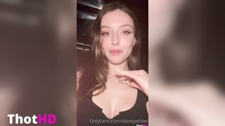 Dainty Wilder Elevator Squirts only fans Video