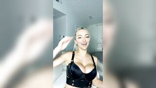 Lindsey Pelas Live Stream OnlyFans Nude Big Tits (1) 2