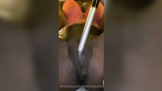 Lazelledoll aka Kajundoll Toying Pussy OF