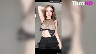 Julia Burch Net Top ONLY FANS
