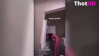 Model Roz Nude Video
