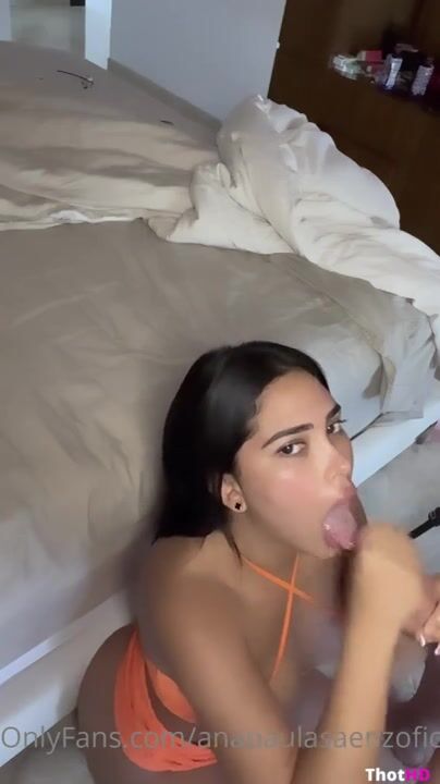Ana Paula Saenz of Leaked Video Blow and Doggy Fucking