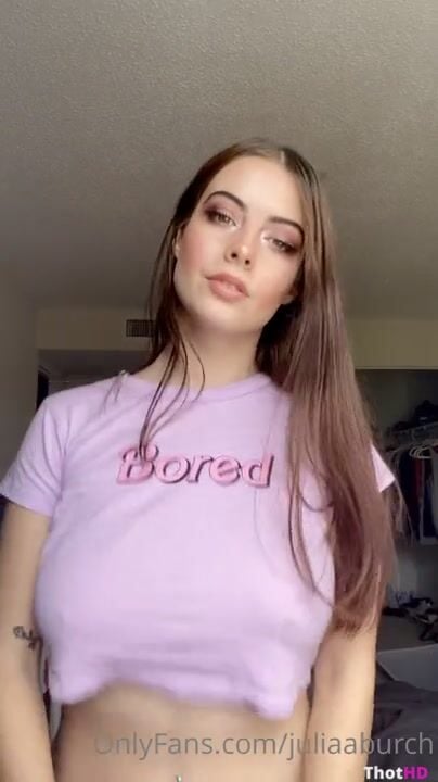 Julia Burch only fans Leaked Braless