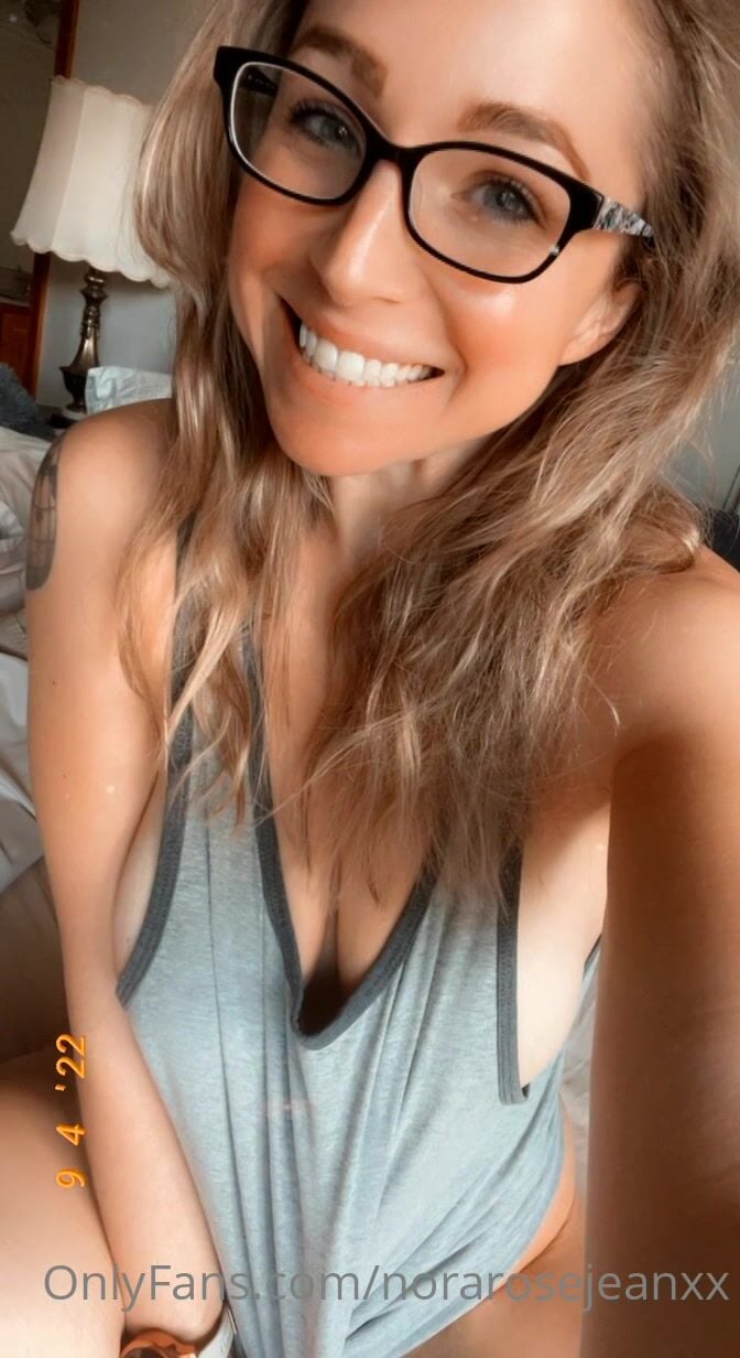 Nora Rose aka norarosejeanxx Pussy ONLY FANS