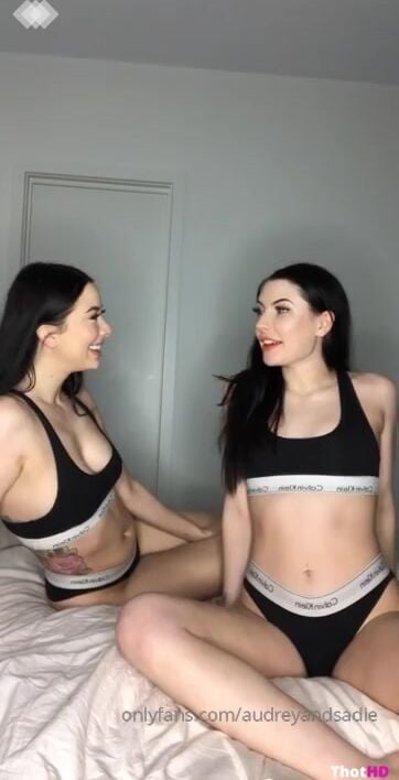 Audreyandsadie Strap On Fucking ONLY FANS