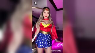 Avabamby Wonder Woman Cosplay OF