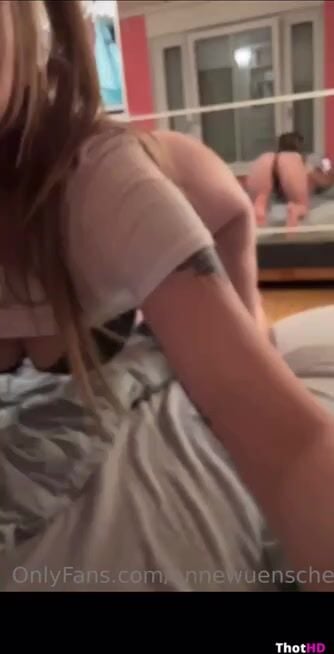 Anne Wuensche zeigt ihre grossen Titten only fans